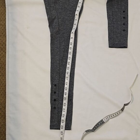 Gymshark Sol Lift Leggings - Grey small - Picture 6 of 10